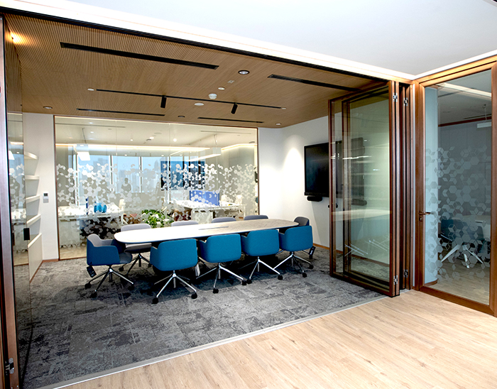 Britishvolt Office at Reem Island, Abu Dhabi | Installation of Single Glazed Partitions & Operable Walls