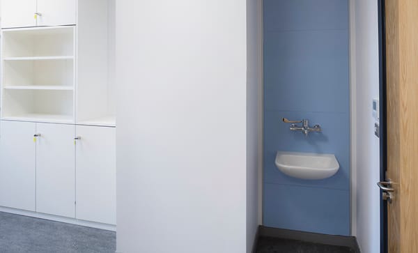 Recessed Unit